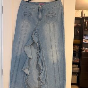 Edikted Denim Jeans with Pink Logo Patch - Light Blue